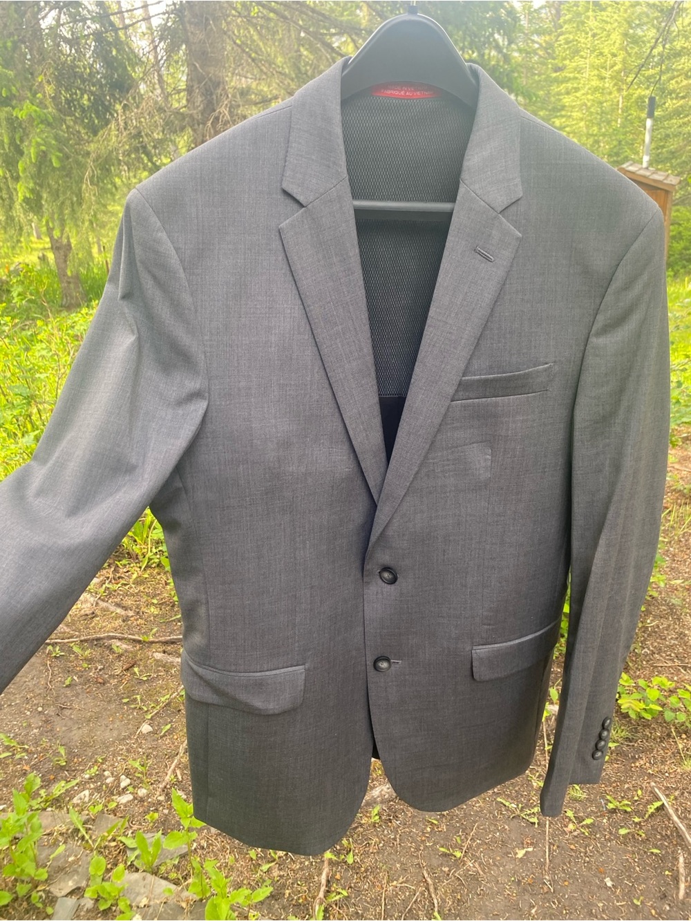 NEW Kenneth Cole Men's Charcoal Gray Wool blend suit/pants/2 shirts
